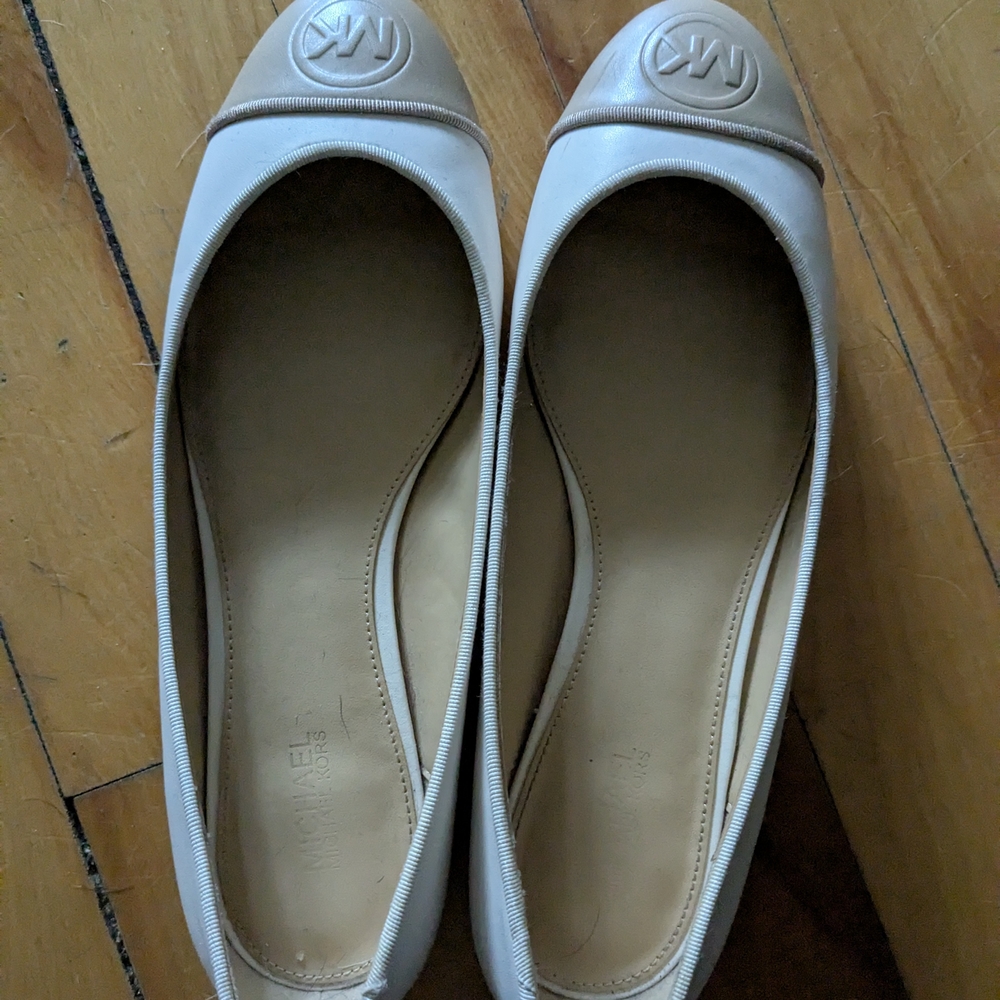 Michael Kors Cream Cap Toe Two Tone Flats
